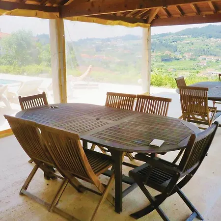 بيت للعطل Three-bedroom Holiday P-4550-360 With A Fireplace 06 *